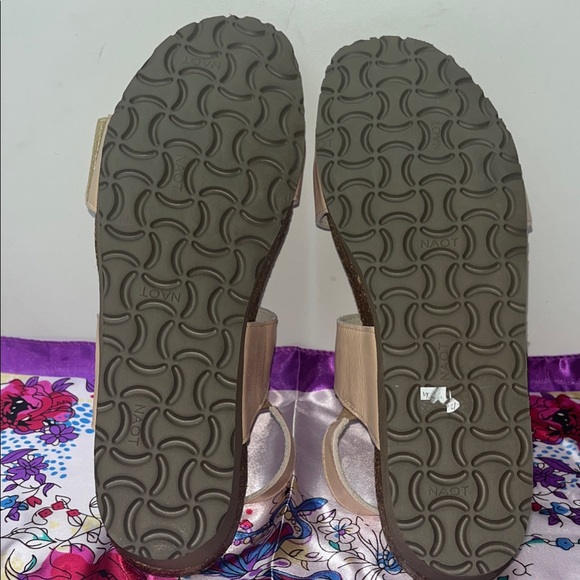 Naot Women's Eliana Sandals - Pale Blush Size 39 -8 US Like New - Picture 7 of 9